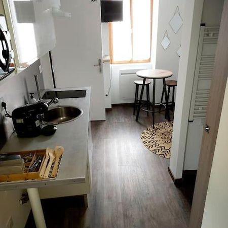 T2 Cosy Vieux Montlucon Apartamento Exterior foto